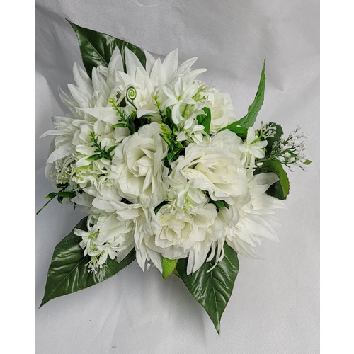 Bride White Artificial 8 Roses Bouquet