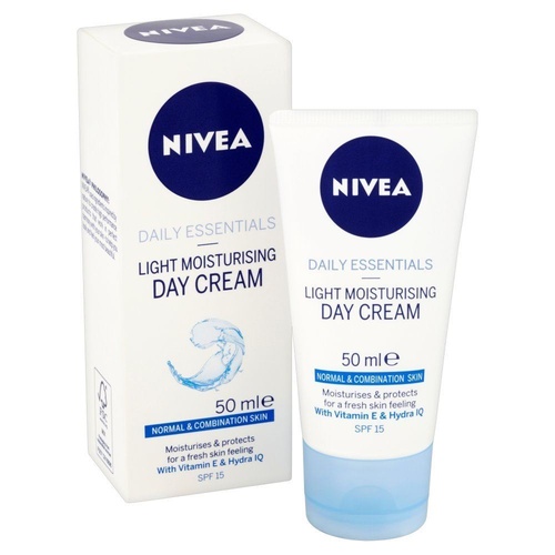 Nivea Visage Daily Essentials  Day Cream SPF15 50ml