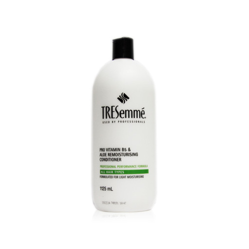 Tresemme Pro Vitamin B5 & Aloe Remoisturising Conditioner 900ml