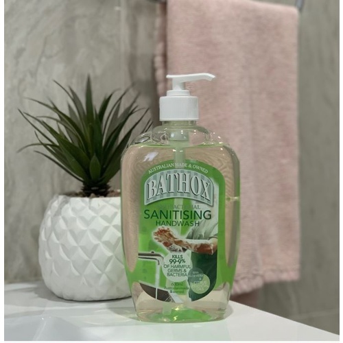 Bathox Antibacterial Sanitising Hand Wash with Aloe Vera and Essential Oils 600ml